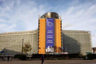 Die EU-Kommission hat völlig neu gestaltete Standardvertragsklauseln veröffentlicht