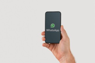 Die irische Data Protection Commission (DPC) verhängt ein Bußgeld von 5,5 Millionen Euro gegen WhatsApp. Datenschützer halten die Strafe für zu niedrig. Die irische Data Protection Commission (DPC) verhängt ein Bußgeld von 5,5 Millionen Euro gegen WhatsApp. Datenschützer halten die Strafe für zu niedrig.