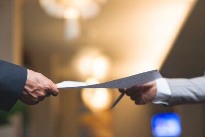 Bei Auskunftsansprüchen im Rahmen abgelehnter Bewerbungen drohen stets Schadensersatzansprüche. Arbeitgeber sollten deshalb ihre Pflichten gemäß DSGVO gut kennen.