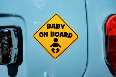 Baby-on-board-Schilder können Kriminellen Türen öffenen.